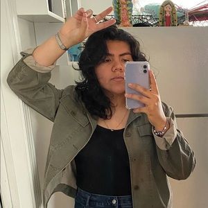 Meet your Posher, Jocelyn